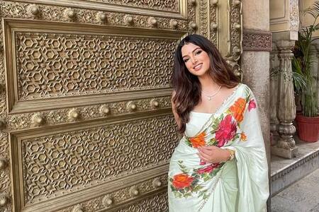 Harnaaz Sandhu, ex Miss Universo, deslumbra con vestido tradicional de India