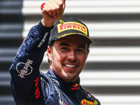 Experto en Fórmula 1 destapa la razón por la que Red Bull no despide a Checo Pérez