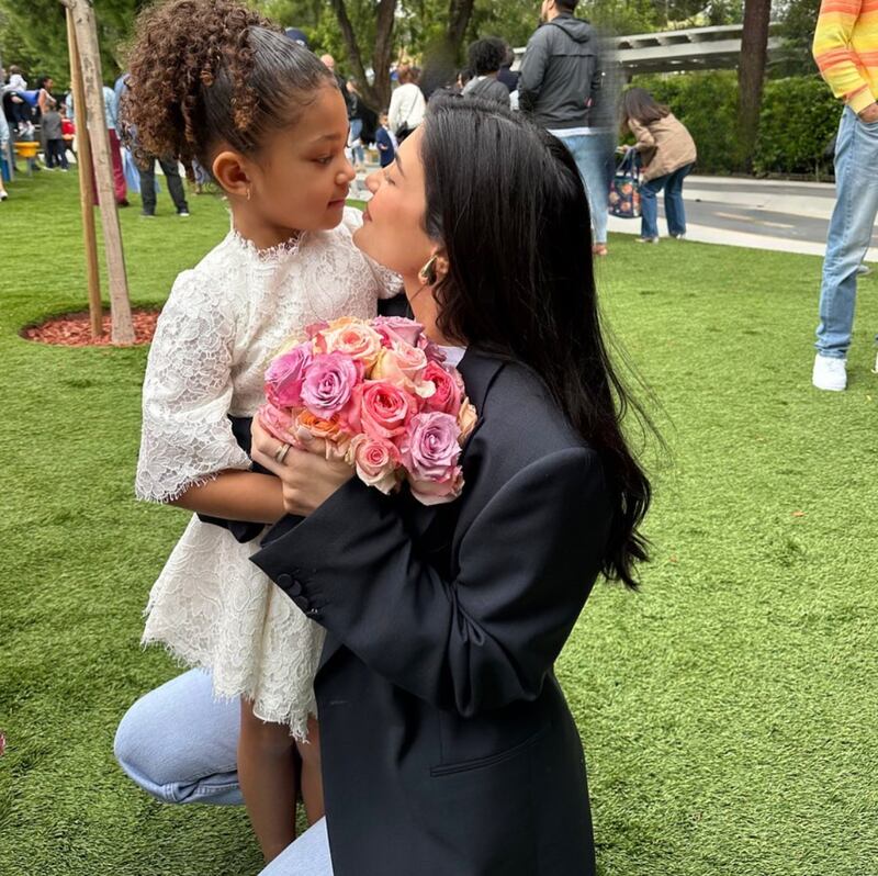 Kylie Jenner celebró la graduación de Stormi