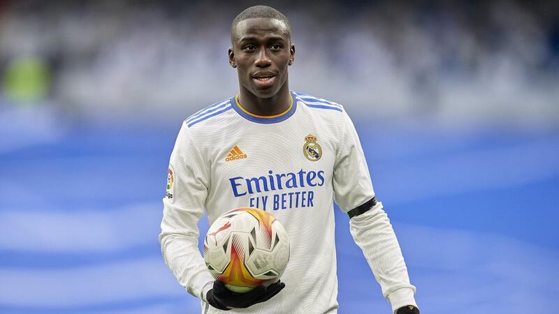 El Real Madrid se desprendería de Ferland Mendy para fichar a Mbappé.