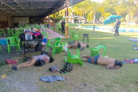 Mueren siete personas, entre ellas un menor, por ataque armado en balneario de Guanajuato