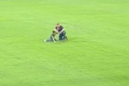 VIDEO | ¡Escándalo! Guardia de seguridad golpeó a niño en partido de Atlético y Real Sociedad
